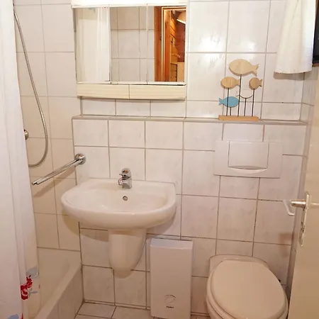 Prázdninový dům Zeltdachhaus In Strandnaehe Mit Grossem Grundstueck Damp